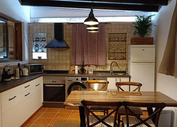 Casa Isabel 2 *